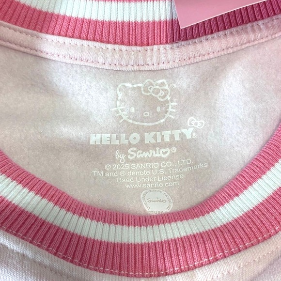 NWT Sanrio Hello Kitty Sweatshirt Sweater Womens Sz M‎ Pink Colorblock Soft - Picture 4 of 5